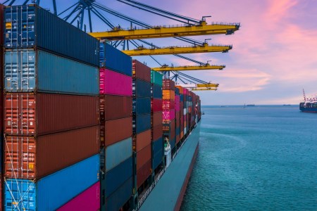 Quando la geopolitica cambia le rotte, la logistica deve reagire
